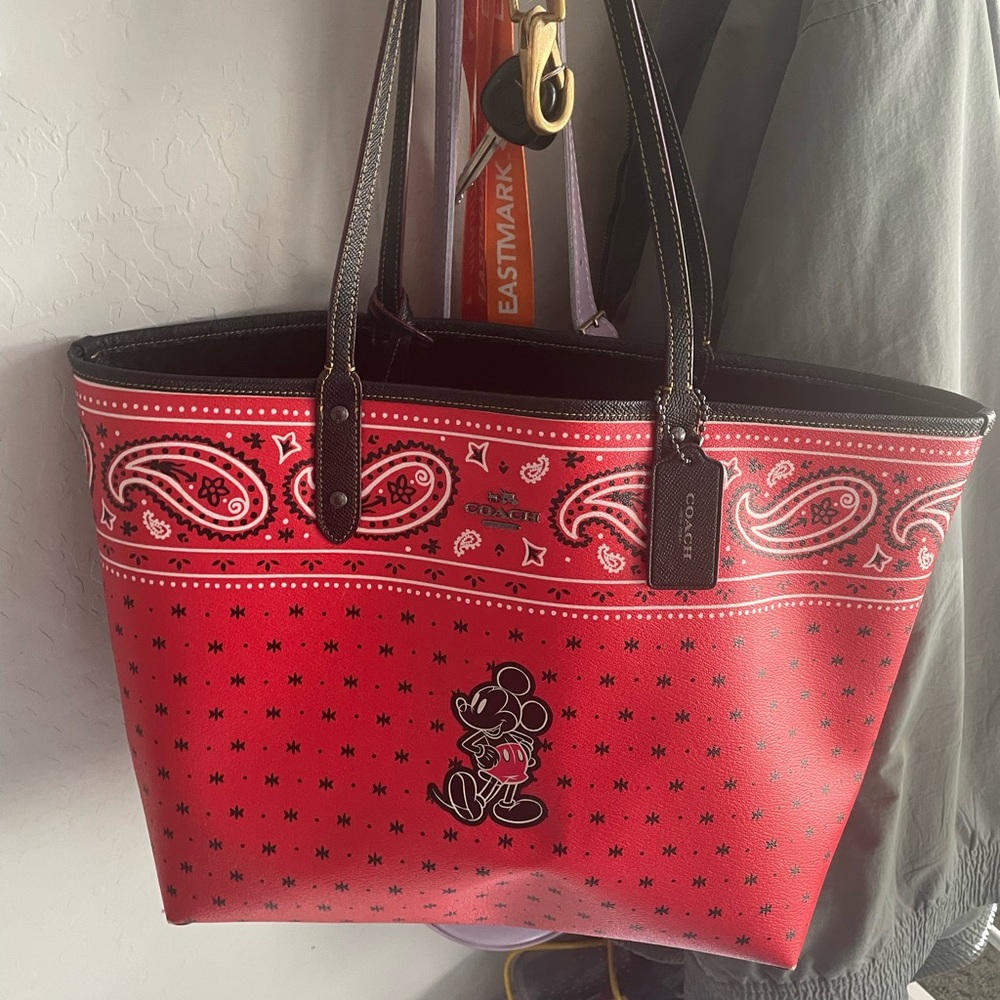 Authentic Disney Mickey Mouse collectors coach purse